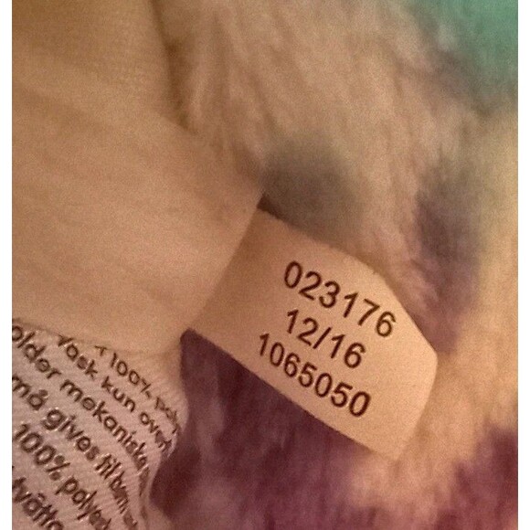 BuildaBear Y2K Sleepover Gift Set w/ Vintage Card Game, Lisa Frank Rainbow STYLE - Picture 10 of 11